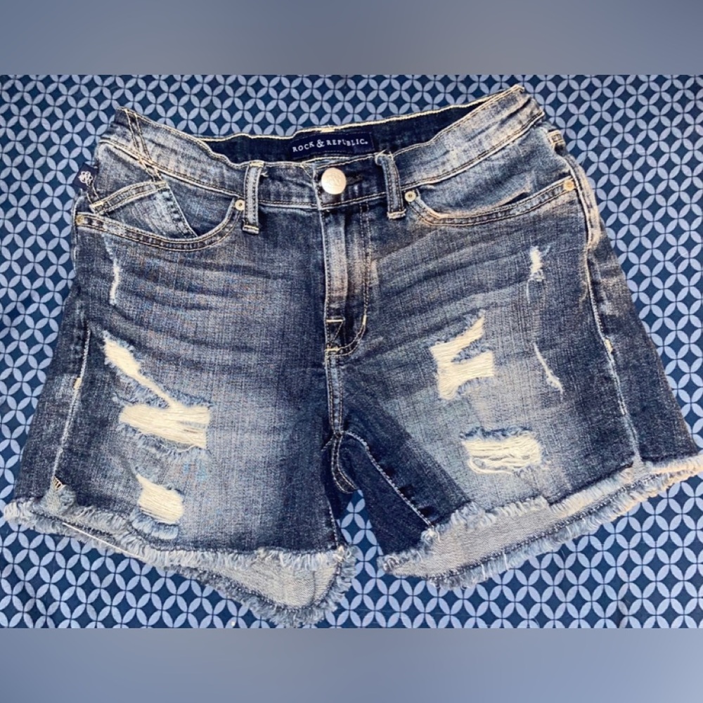 Rock and Republic shorts size 6